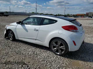 2016 Hyundai Veloster z VIN KMHTC6AD2GU272413, wystawiony jako Copart lot #55530805 z przebiegiem Nie podano mil oraz Szkoda całkowita • Salvage title. Historia ofert i sprzedaży dostępna na DreamBid. Obrazek 2.