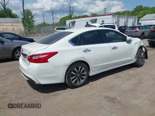 2016 Nissan Altima SR with VIN 1N4AL3AP3GC150465, listed as a IAAI auction lot 42171169 with 110,972 mi miles and . Bid and sale history available at DreamBid. Image 4.