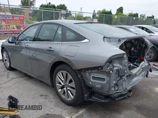 2023 Toyota Mirai XLE с VIN JTDAAAAA1PA009972, выставлен на аукционе IAAI как лот 42370902 с пробегом 17 370 миль миль и . История ставок и продаж доступна на DreamBid. Изображение 3.