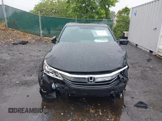 2016 Honda Accord Sport with VIN 1HGCR2F53GA195194, listed as a IAAI auction lot 42358904 with 58,549 mi miles and . Bid and sale history available at DreamBid. Image 6.