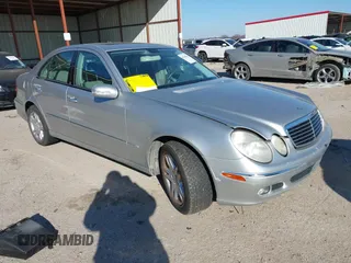 2006 Mercedes-Benz E-Class 3.5L with VIN WDBUF56J86A795135, listed as a IAAI auction lot 41286605 with 162,463 mi miles. Bid and sale history available at carsss.com. Image 1.