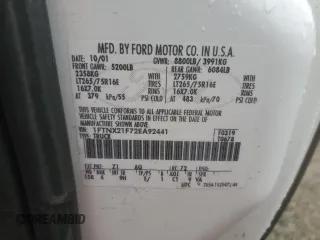 2002 Ford F-250 XL z VIN 1FTNX21F72EA92441, wystawiony jako Copart lot #46567825 z przebiegiem 132 588 mil mil oraz Szkoda całkowita • Salvage title. Historia ofert i sprzedaży dostępna na DreamBid. Obrazek 13.