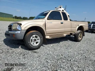 2000 Toyota Tacoma PreRunner with VIN 4TASM92N0YZ663484, listed as a Copart auction lot 64324715 with 108,320 mi miles and Non repairable. Bid and sale history available at DreamBid. Image 1.