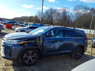 2018 Toyota Highlander LE with VIN 5TDZZRFH1JS246973, listed as a IAAI auction lot 41724379 with 185,461 mi miles and . Bid and sale history available at DreamBid. Image 14.