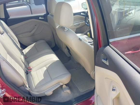 2014 Ford Escape Titanium with VIN 1FMCU0JX8EUC19300, listed as a IAAI auction lot 42138925 with 111,709 mi miles. Bid and sale history available at carsss.com. Image 8.