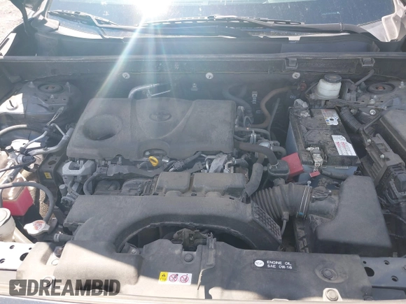 2019 Toyota RAV4 LE with VIN JTMG1RFV9KD014526, listed as a IAAI auction lot 42638858 with 90,995 mi miles and . Bid and sale history available at DreamBid. Image 10.