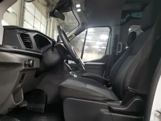 2023 Ford Transit Passenger XL with VIN 1FBAX2C82PKA70924, listed as a Copart auction lot 41698045 with 53,555 mi miles and Clean Title. Bid and sale history available at DreamBid. Image 7.