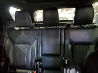 2019 Land Rover Discovery SE with VIN SALRG2RVXK2401357, listed as a Copart auction lot 42389225 with 94,208 mi miles and Clean Title. Bid and sale history available at DreamBid. Image 10.