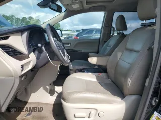 2018 Toyota Sienna XLE Auto Access Seat with VIN 5TDYZ3DC9JS908685, listed as a Copart auction lot 59714785 with 134,997 mi miles and Salvage title. Bid and sale history available at DreamBid. Image 7.