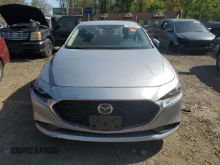2021 Mazda 3 2.0 with VIN JM1BPAA78M1318809, listed as a Copart auction lot 53634025 with Not Provided miles and Salvage Title. Bid and sale history available at DreamBid. Image 5.