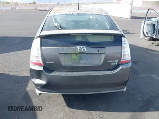 2006 Toyota Prius with VIN JTDKB20UX63198269, listed as a IAAI auction lot 42035926 with Not Provided miles. Bid and sale history available at carsss.com. Image 13.