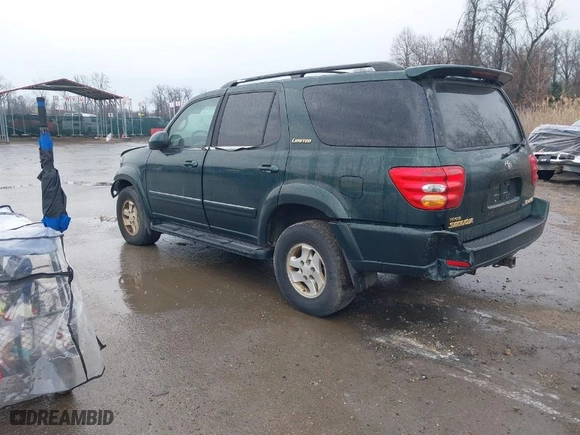 2001 Toyota Sequoia Limited with VIN 5TDBT48A01S046351, listed as a IAAI auction lot 41681033 with 243,974 mi miles. Bid and sale history available at carsss.com. Image 3.