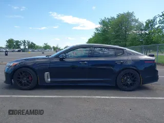 2018 Kia Stinger Premium z VIN KNAE25LAXJ6014856, wystawiony jako IAAI lot #42242842 z przebiegiem 86 091 mil mil oraz . Historia ofert i sprzedaży dostępna na DreamBid. Obrazek 14.