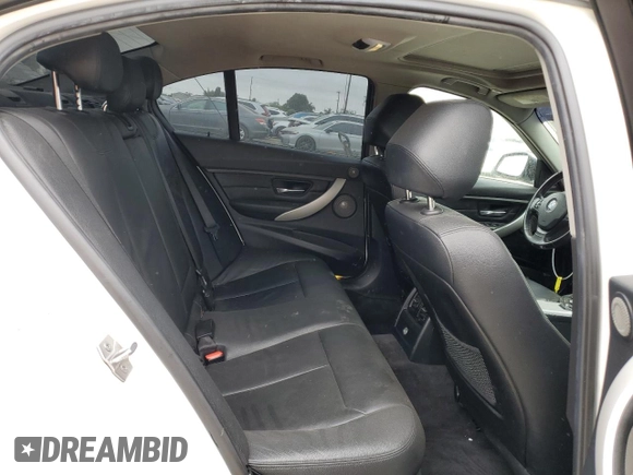 2013 BMW 3 Series 328i with VIN WBA3A5G57DNP23598, listed as a Copart auction lot 55677165 with 217,977 mi miles and Clean Title. Bid and sale history available at DreamBid. Image 10.