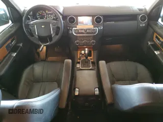 2010 Land Rover LR4 HSE with VIN SALAG2D47AA532147, listed as a Copart auction lot 52232085 with 110,797 mi miles and Clean title. Bid and sale history available at DreamBid. Image 8.