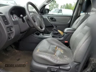 2006 Ford Escape XLT z VIN 1FMCU03146KB47131, wystawiony jako Copart lot #56731215 z przebiegiem 230 520 mil mil oraz Szkoda całkowita • Salvage title. Historia ofert i sprzedaży dostępna na DreamBid. Obrazek 7.