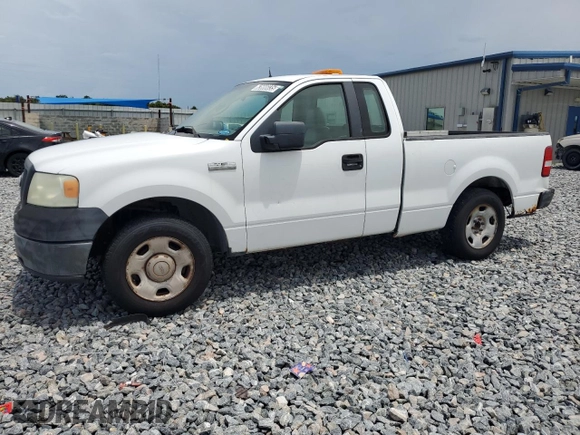 2007 Ford F-150 XL with VIN 1FTRF12W47NA34369, listed as a Copart auction lot 63666035 with 154,181 mi miles and Clean title. Bid and sale history available at DreamBid. Image 1.