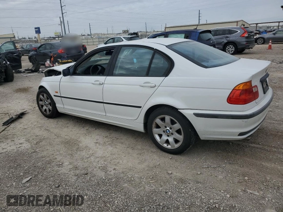 2001 BMW 3 Series 325i with VIN WBAAN374X1NE55555, listed as a Copart auction lot 87872375 with 176,104 mi miles and Salvage Title. Bid and sale history available at carsss.com. Image 2.