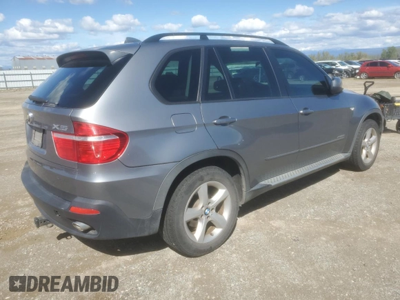 2009 BMW X5 35d z VIN 5UXFF03569LJ97458, wystawiony jako Copart lot #51385015 z przebiegiem 137 918 mil mil oraz Czysty tytuł • Clean title. Historia ofert i sprzedaży dostępna na DreamBid. Obrazek 3.