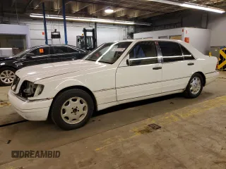 1999 Mercedes-Benz S-Class with VIN WDBGA51GXXA424275, listed as a Copart auction lot 43375335 with 0 mi miles and Clean Title. Bid and sale history available at carsss.com. Image 1.
