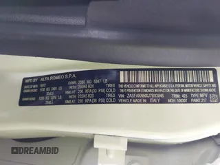 2018 Alfa Romeo Stelvio Ti Sport z VIN ZASFAKNNXJ7B93846, wystawiony jako IAAI lot #42212693 z przebiegiem Nie podano mil oraz . Historia ofert i sprzedaży dostępna na DreamBid. Obrazek 9.