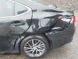 2016 Lexus ES 330 with VIN JTHBK1GGXG2228628, listed as a IAAI auction lot 42221926 with 132,749 mi miles and . Bid and sale history available at DreamBid. Image 6.