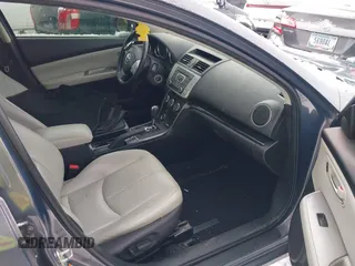 2009 Mazda 6 i Touring with VIN 1YVHP82A695M06099, listed as a IAAI auction lot 41318505 with 191,042 mi miles and . Bid and sale history available at carsss.com. Image 5.