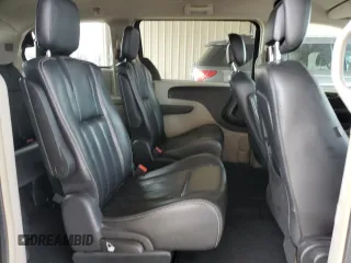 2014 Chrysler Town & Country Touring with VIN 2C4RC1BG4ER159387, listed as a Copart auction lot 53050315 with 164,644 mi miles and Salvage Title. Bid and sale history available at DreamBid. Image 11.