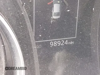 2018 Toyota Camry LE z VIN 4T1B11HK8JU517019, wystawiony jako IAAI lot #42220646 z przebiegiem 98 924 mil mil oraz . Historia ofert i sprzedaży dostępna na DreamBid. Obrazek 7.