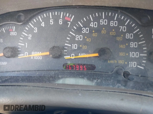 2005 Pontiac Sunfire z VIN 3G2JB12F35S101138, wystawiony jako IAAI lot #41377351 z przebiegiem 167 995 mil mil oraz . Historia ofert i sprzedaży dostępna na DreamBid. Obrazek 7.