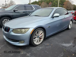 2011 BMW 3 Series 335i z VIN WBADX7C5XBE242018, wystawiony jako IAAI lot #42448371 z przebiegiem 69 043 mil mil oraz . Historia ofert i sprzedaży dostępna na DreamBid. Obrazek 1.