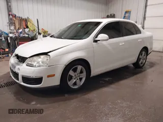 2008 Volkswagen Jetta Sedan SE with VIN 3VWRM71K98M015672, listed as a IAAI auction lot 41275576 with 161,131 mi miles. Bid and sale history available at carsss.com. Image 19.