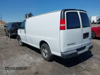 2007 GMC Savana Cargo with VIN 1GTFG15X471232980, listed as a IAAI auction lot 42097893 with 104,328 mi miles. Bid and sale history available at carsss.com. Image 3.