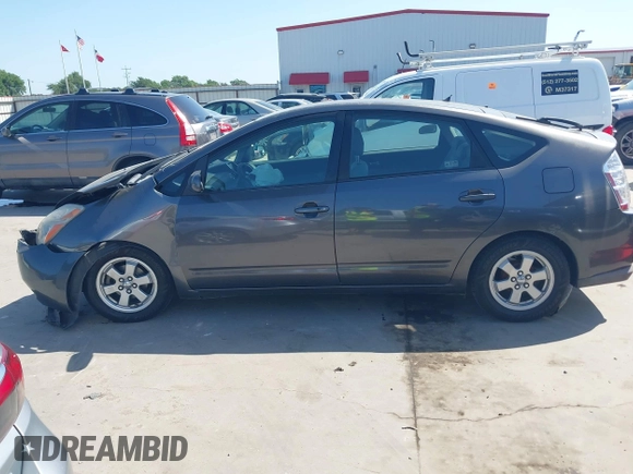 2008 Toyota Prius with VIN JTDKB20U883344493, listed as a IAAI auction lot 42002921 with 552,761 mi miles. Bid and sale history available at carsss.com. Image 14.