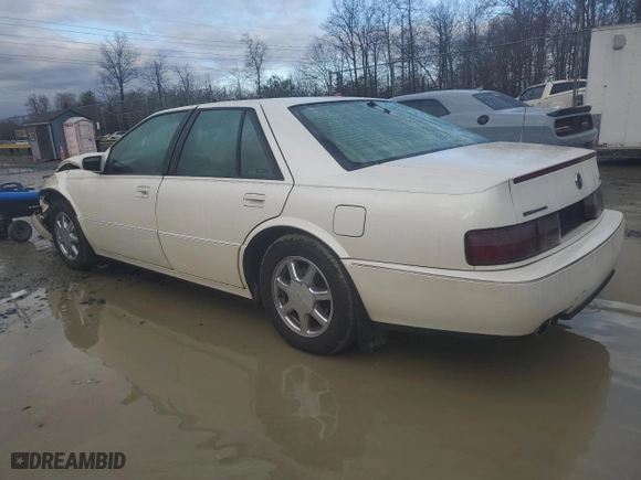 1997 Cadillac Seville Touring STS with VIN 1G6KY5292VU818343, listed as a Copart auction lot 86368564 with 0 mi miles and Non Repairable. Bid and sale history available at carsss.com. Image 2.