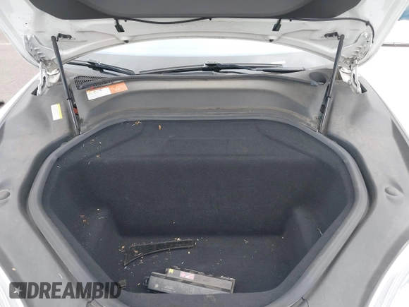 2016 Tesla Model S 90D with VIN 5YJSA1E21GF121962, listed as a IAAI auction lot 42130291 with 114,670 mi miles and . Bid and sale history available at DreamBid. Image 10.