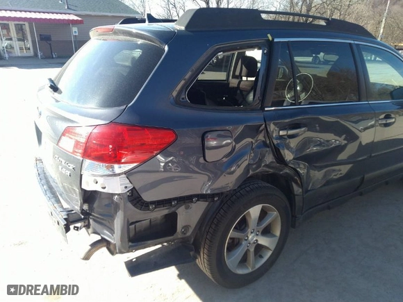 2014 Subaru Outback 3.6R Limited with VIN 4S4BRDPC8E2268517, listed as a IAAI auction lot 37852166 with 64,944 mi miles. Bid and sale history available at carsss.com. Image 6.