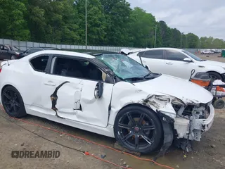 2011 Scion tC z VIN JTKJF5C75B3010638, wystawiony jako IAAI lot #42127293 z przebiegiem 149 320 mil mil oraz . Historia ofert i sprzedaży dostępna na DreamBid. Obrazek 6.