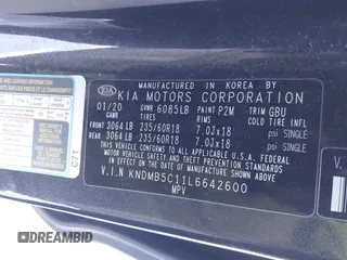 2020 Kia Sedona EX with VIN KNDMB5C11L6642600, listed as a IAAI auction lot 41332168 with 83,302 mi miles. Bid and sale history available at carsss.com. Image 9.