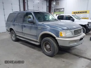 1998 Ford Expedition XLT z VIN 1FMPU18L2WLA88219, wystawiony jako IAAI lot #41748077 z przebiegiem 276 916 mil mil oraz . Historia ofert i sprzedaży dostępna na DreamBid. Obrazek 1.