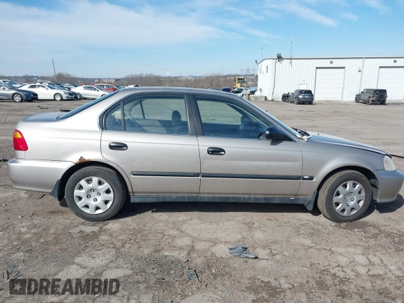2000 Honda Civic LX with VIN 1HGEJ6679YL066102, listed as a IAAI auction lot 41585270 with 164,714 mi miles. Bid and sale history available at carsss.com. Image 12.