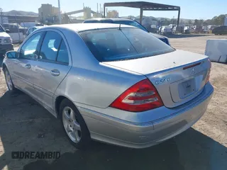 2001 Mercedes-Benz C 230/260/280/320 with VIN WDBRF61J41F085292, listed as a IAAI auction lot 41378218 with 162,485 mi miles and . Bid and sale history available at DreamBid. Image 3.