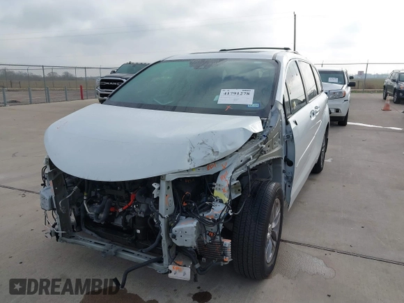 2023 Toyota Sienna XLE с VIN 5TDYRKEC4PS141247, выставлен на аукционе IAAI как лот 41791278 с пробегом 24 851 миль миль и . История ставок и продаж доступна на DreamBid. Изображение 6.