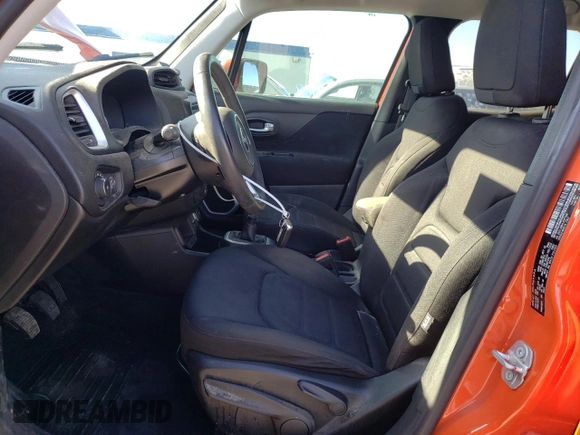 2018 Jeep Renegade Latitude with VIN ZACCJABH1JPH71260, listed as a Copart auction lot 68535514 with 33,651 mi miles and Salvage title. Bid and sale history available at DreamBid. Image 7.