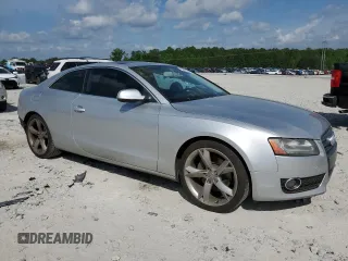 2012 Audi A5 Premium Plus z VIN WAULFAFR2CA042043, wystawiony jako Copart lot #55619675 z przebiegiem 182 487 mil mil oraz Szkoda całkowita • Salvage title. Historia ofert i sprzedaży dostępna na DreamBid. Obrazek 4.