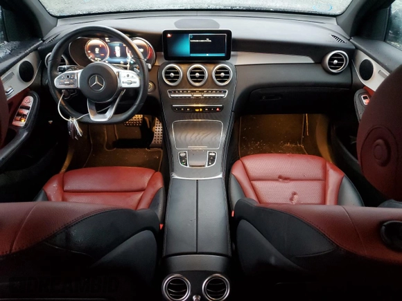 2020 Mercedes-Benz GLC 300 with VIN W1N0G8DBXLF817086, listed as a Copart auction lot 84672224 with 46,161 mi miles and Salvage title. Bid and sale history available at DreamBid. Image 8.