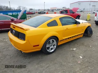 2007 Ford Mustang GT Deluxe with VIN 1ZVFT82H675285686, listed as a IAAI auction lot 41478777 with 189,083 mi miles. Bid and sale history available at carsss.com. Image 4.