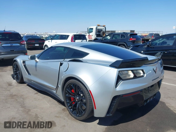 2016 Chevrolet Corvette Z06 2LZ z VIN 1G1YS2D64G5612988, wystawiony jako IAAI lot #42283770 z przebiegiem 22 382 mil mil oraz . Historia ofert i sprzedaży dostępna na DreamBid. Obrazek 3.