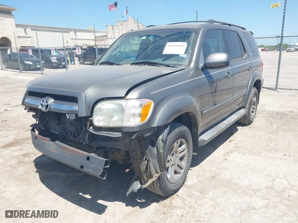 2006 Toyota Sequoia SR5 with VIN 5TDZT34A96S272197, listed as a IAAI auction lot 41991038 with 264,727 mi miles. Bid and sale history available at carsss.com. Image 2.