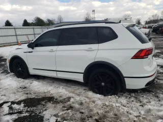 2022 Volkswagen Tiguan SE R-Line Black z VIN 3VV8B7AX7NM025503, wystawiony jako Copart lot #88297105 z przebiegiem 37 580 mil mil oraz Szkoda całkowita • Salvage title. Historia ofert i sprzedaży dostępna na DreamBid. Obrazek 2.